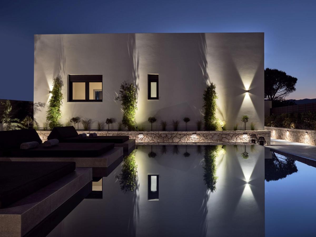 Noema Villa - Stylish Villa With Scenic Serenity, By Zantewize Sarakinádhon Екстериор снимка