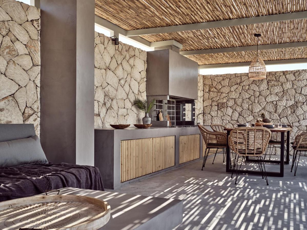 Noema Villa - Stylish Villa With Scenic Serenity, By Zantewize Sarakinádhon Екстериор снимка