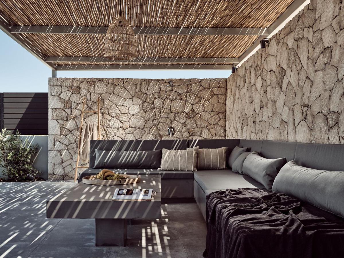 Noema Villa - Stylish Villa With Scenic Serenity, By Zantewize Sarakinádhon Екстериор снимка